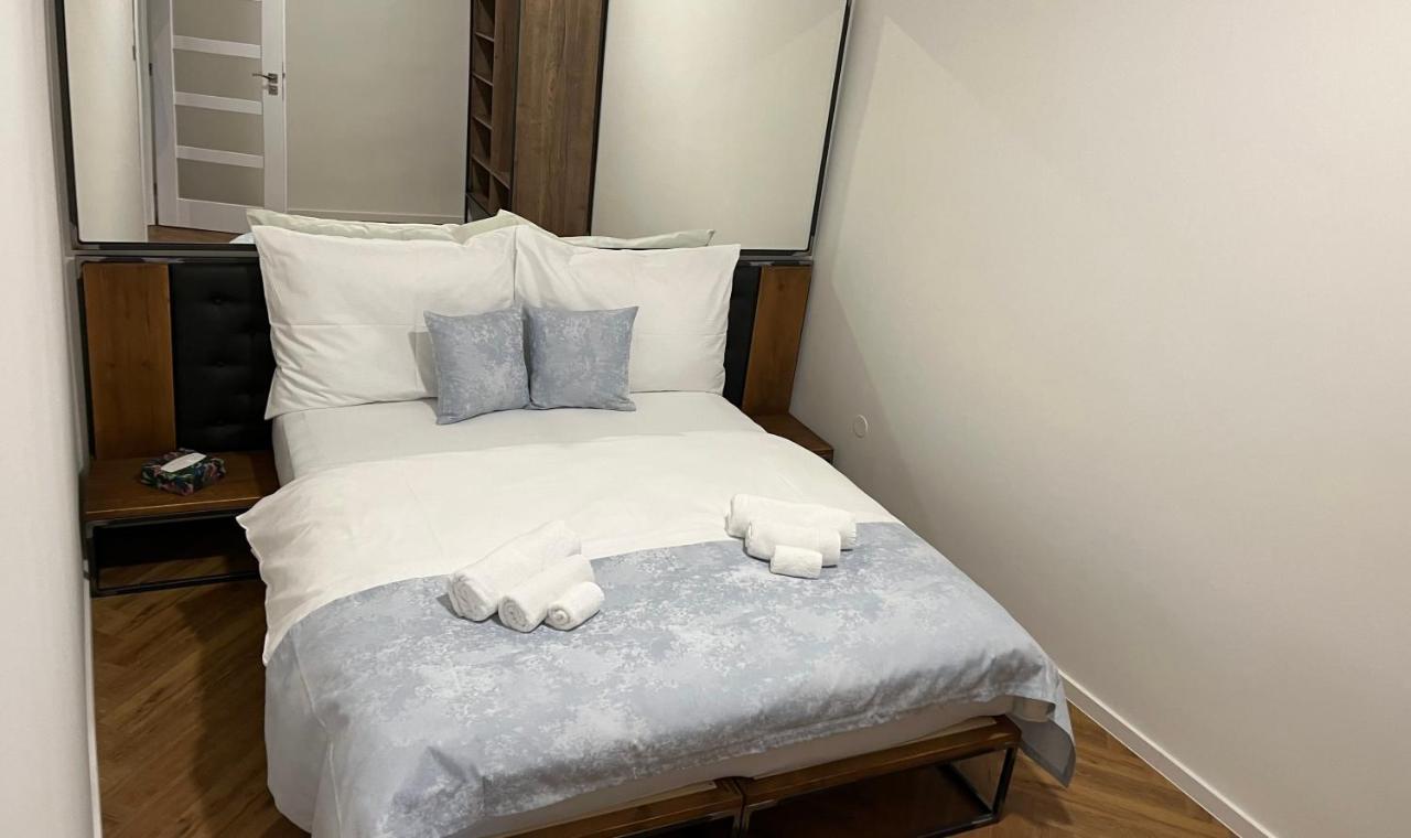 Apartmany Male Namesti, Broumov Exterior foto